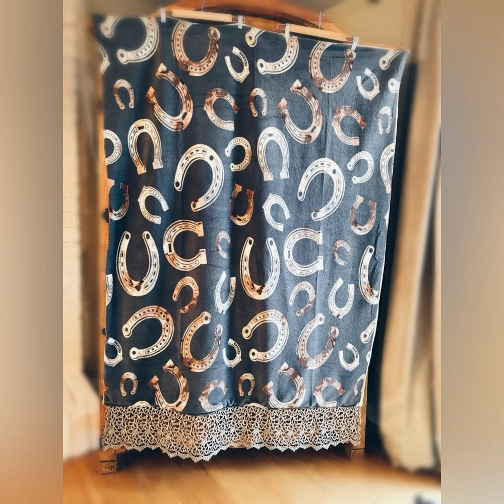 Artisan  Vintage Spiderwear gorgeous designed market